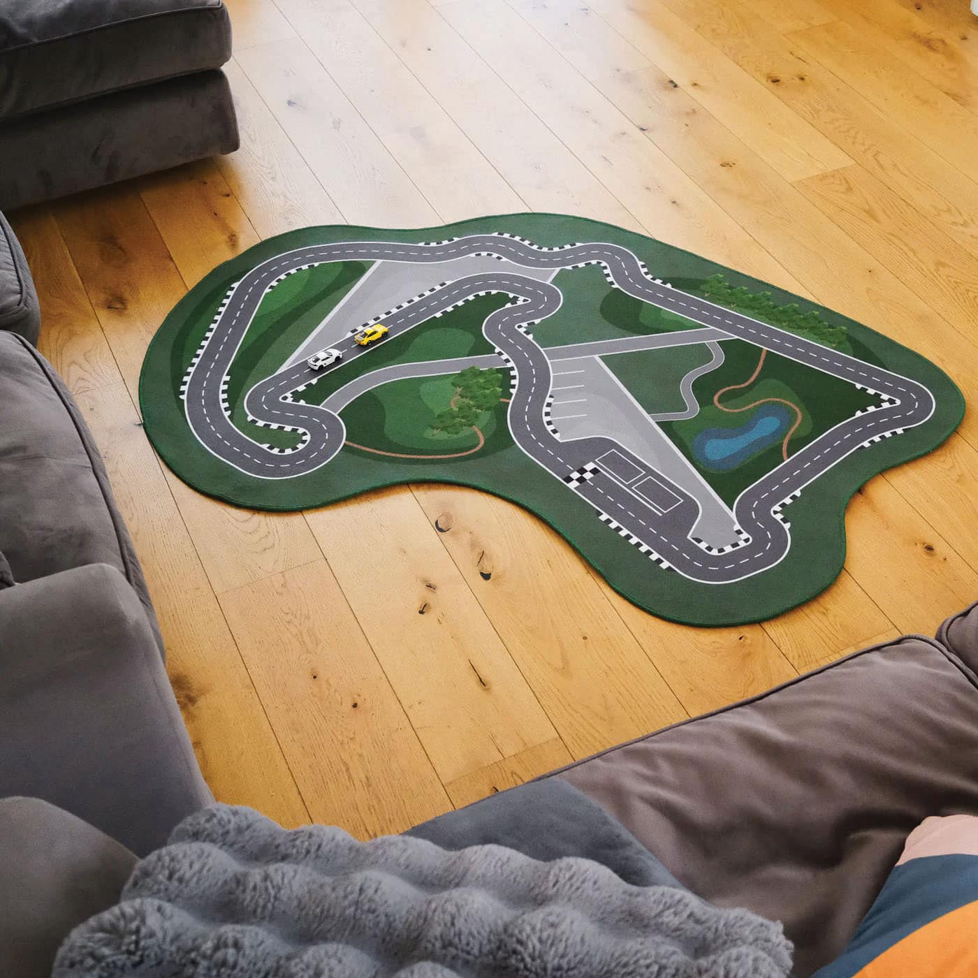 Carpits track rugs