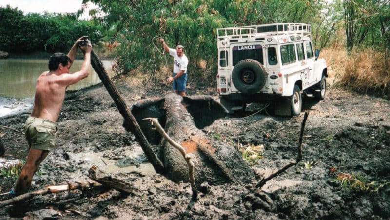 Land Rover saves elephant from a mud