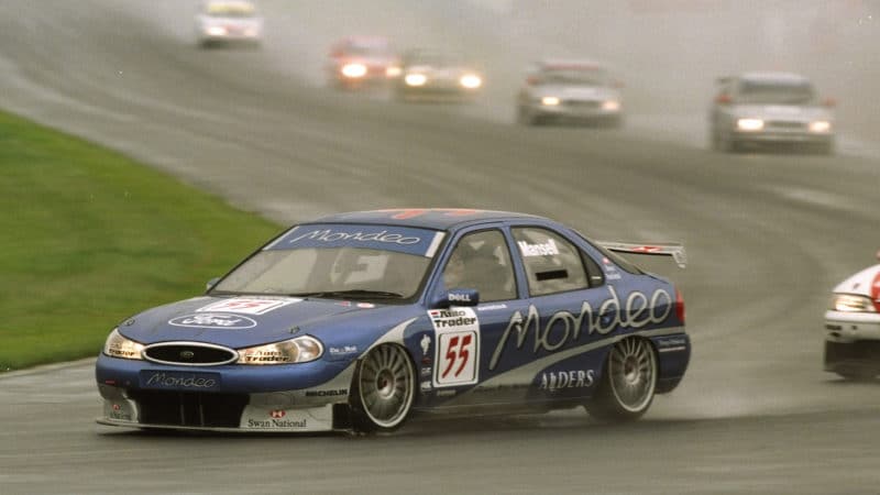 Nigel Mansell in the rain at Dinington during the 1998 BTCC Donington round