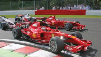 2007 F1 season:  three-way title fight that announced the arrival of Lewis Hamilton