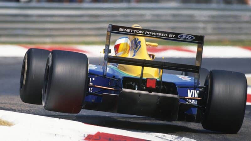 Schumacher in Benetton cathing air